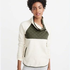 Abercrombie & Fitch Snap Fleece